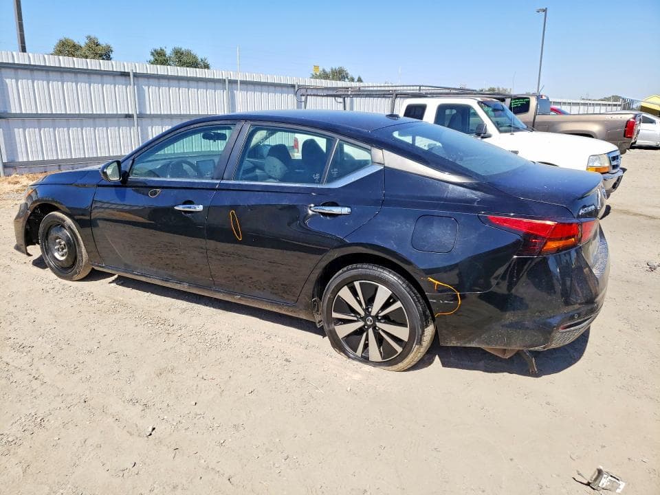 2021 NISSAN ALTIMA SV SV 3