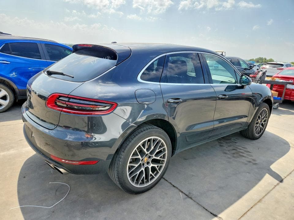 2017 PORSCHE MACAN S 3