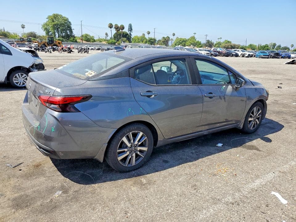 2020 NISSAN VERSA SV 3