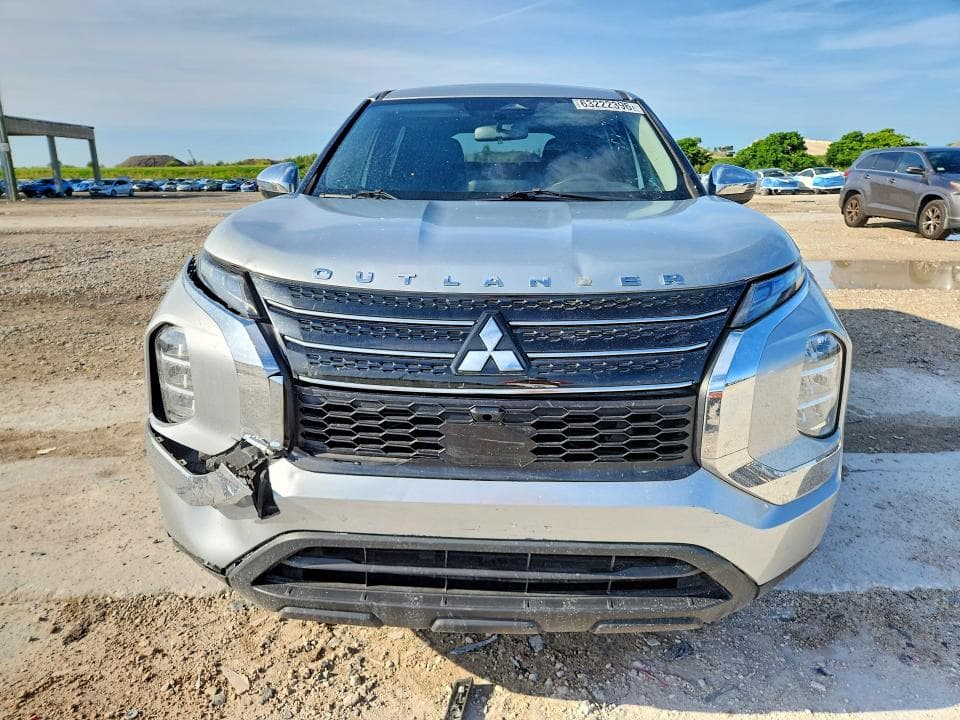 2022 MITSUBISHI OUTLANDER ES 5