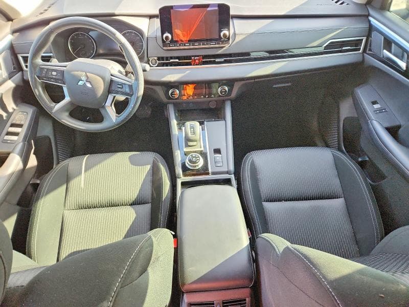 2022 MITSUBISHI OUTLANDER ES 8