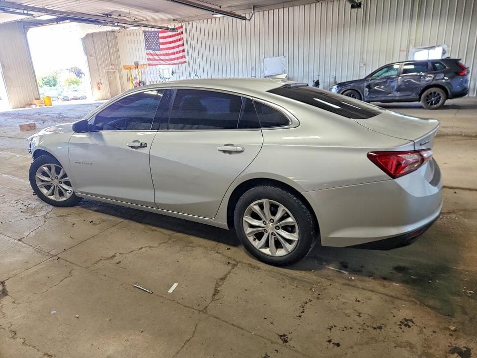 2020 CHEVROLET MALIBU LT 2