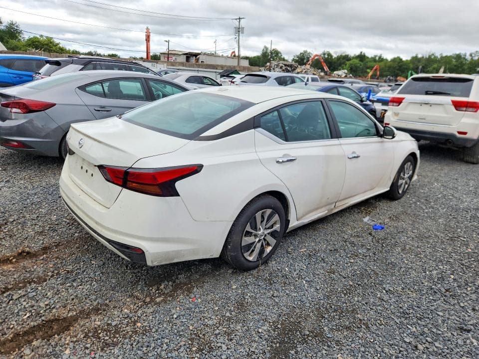 2020 NISSAN ALTIMA S 3