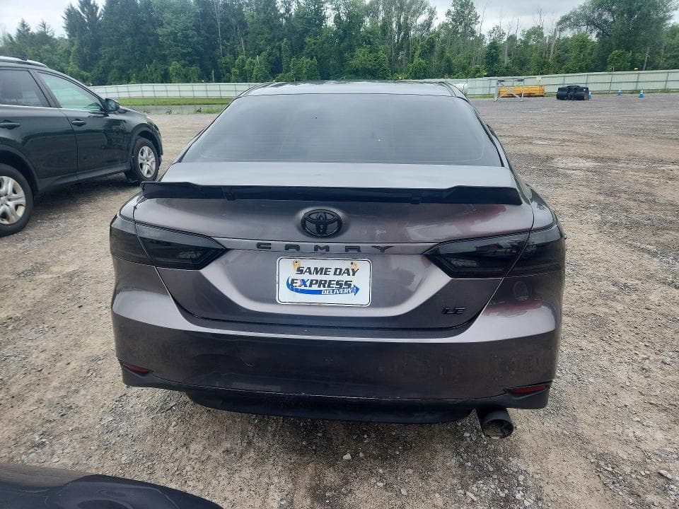 2018 TOYOTA CAMRY LE 6
