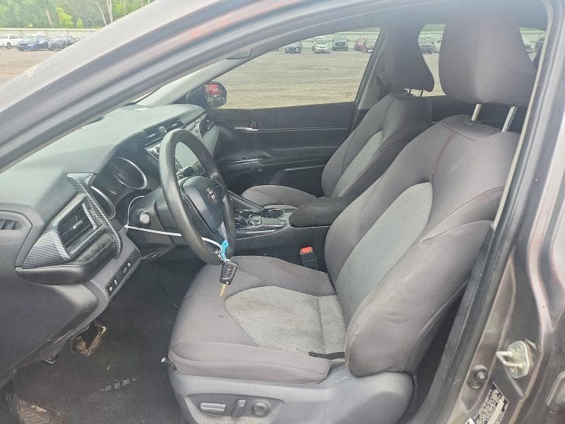 2018 TOYOTA CAMRY LE 7