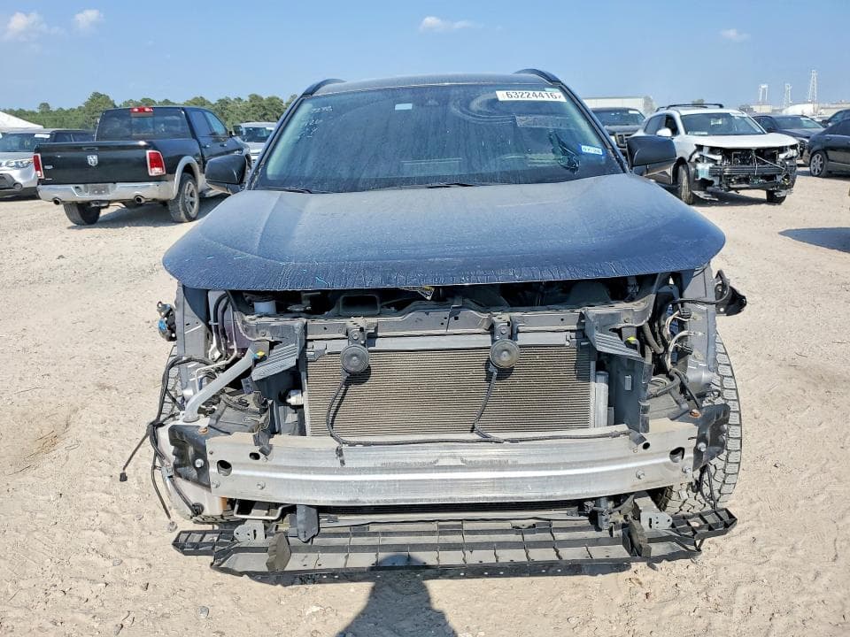 2019 TOYOTA RAV4 LE 5