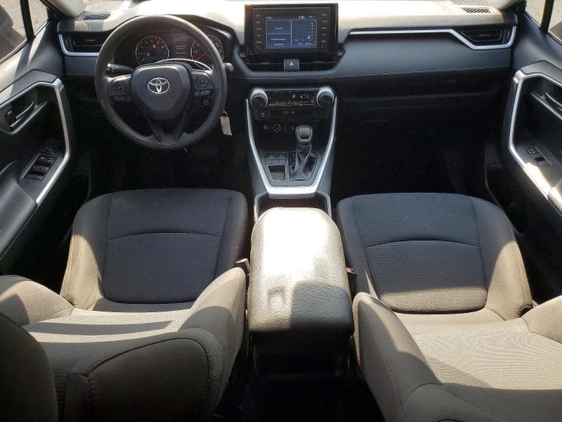 2019 TOYOTA RAV4 LE 8