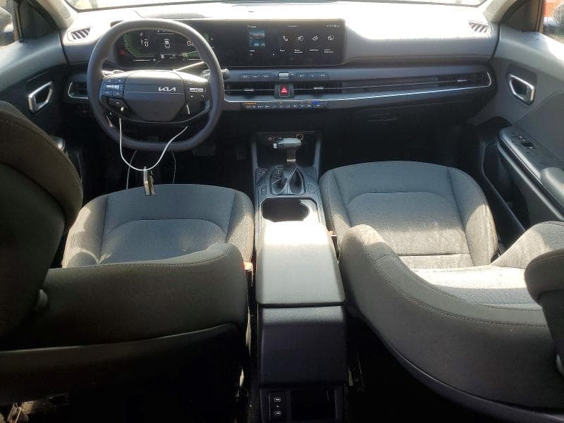 2025 KIA K4 LXS 8
