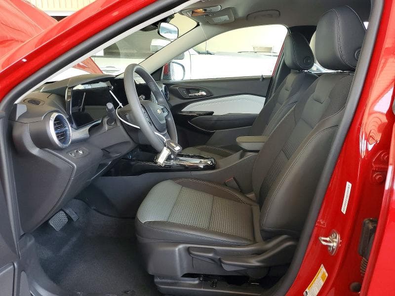 2026 CHEVROLET TRAX 1LT 7