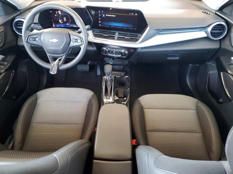 2026 CHEVROLET TRAX 1LT 8