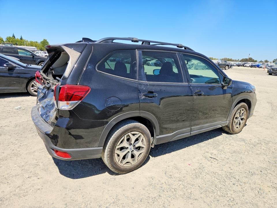 2021 SUBARU FORESTER PREMIUM 3