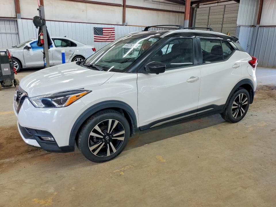 2018 NISSAN KICKS SR - 1