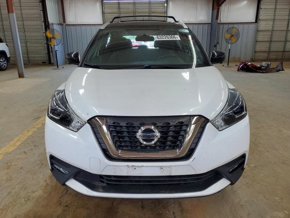 2018 NISSAN KICKS SR 5