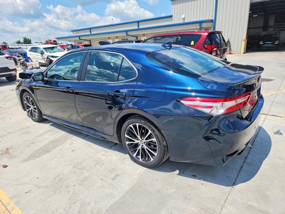 2020 TOYOTA CAMRY 2