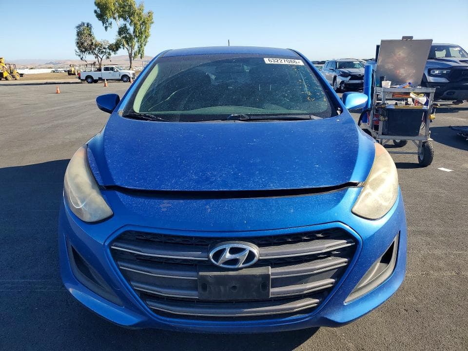 2017 HYUNDAI ELANTRA GT BASE 5