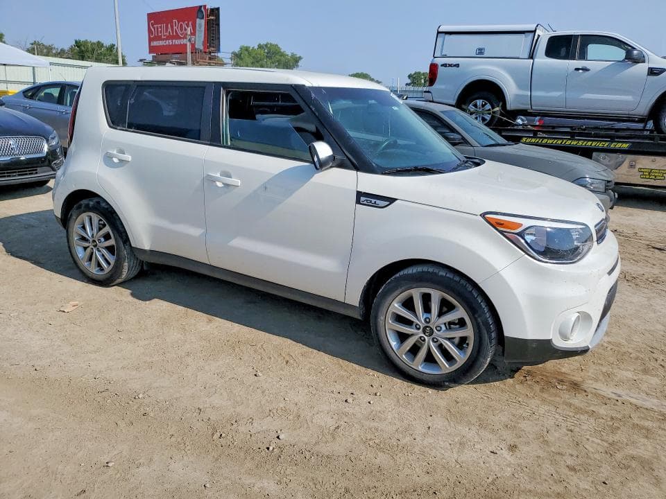 2019 KIA SOUL + 4