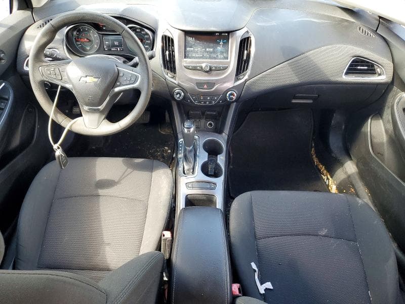 2017 CHEVROLET CRUZE LT 8