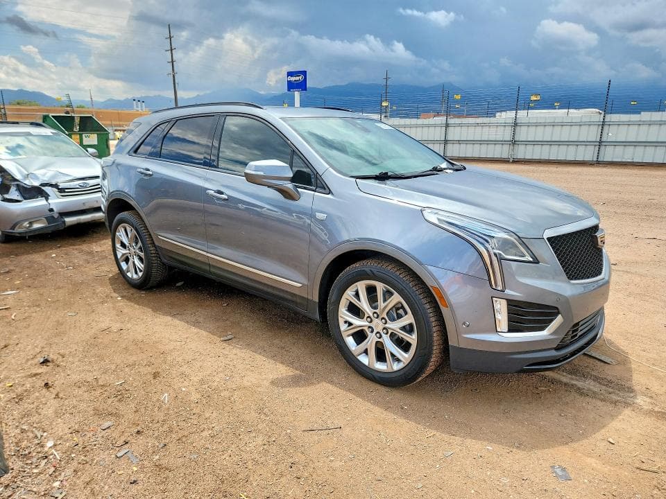 2020 CADILLAC XT5 SPORT 4