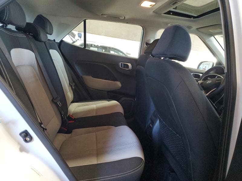 2025 HYUNDAI VENUE SEL 10