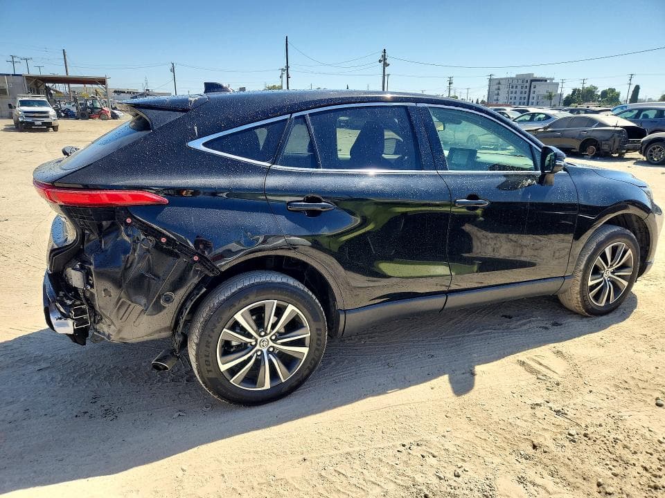 2022 TOYOTA VENZA LE 3