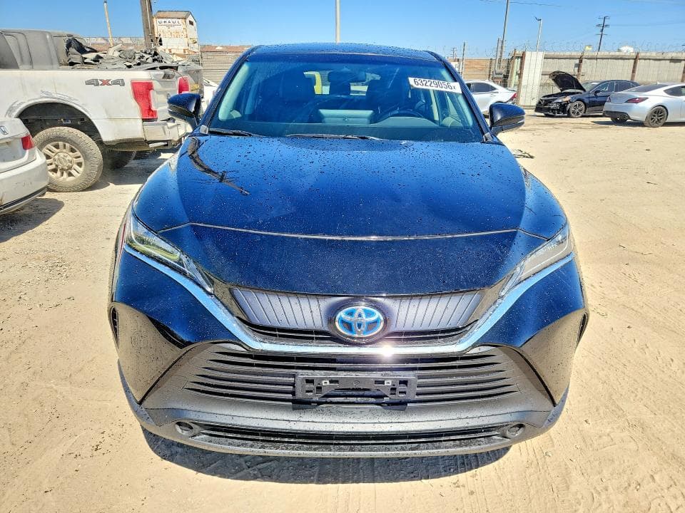 2022 TOYOTA VENZA LE 5