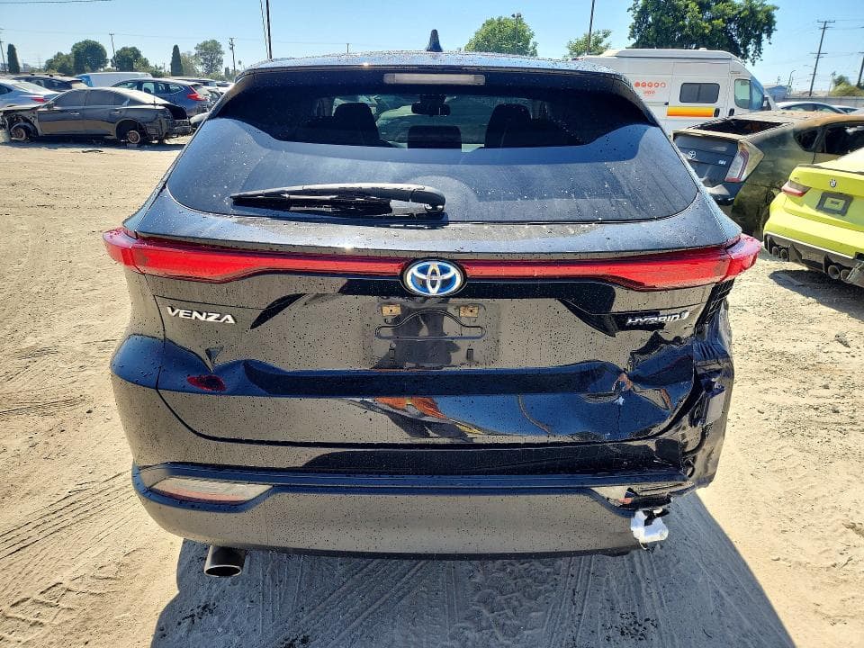 2022 TOYOTA VENZA LE 6