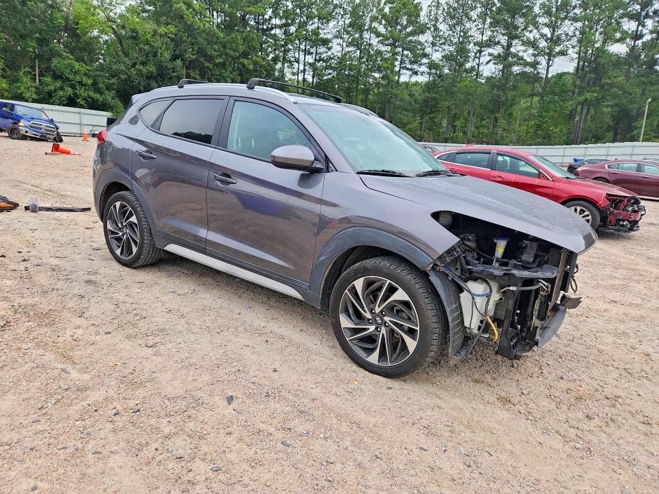 2020 HYUNDAI TUCSON SPORT 4