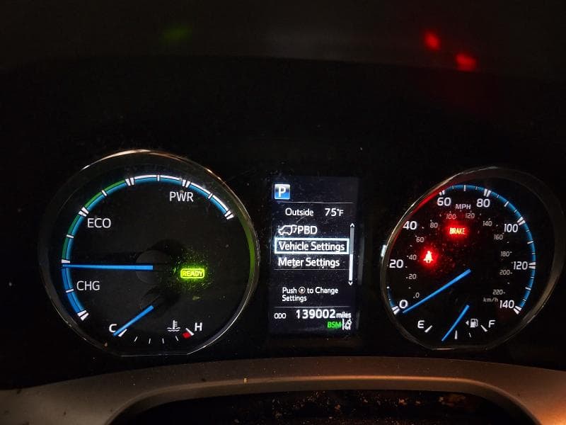 2018 TOYOTA RAV4 HV LIMITED 9