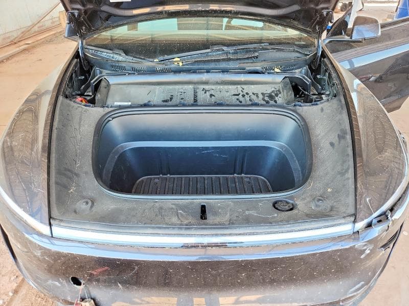 2026 TESLA MODEL Y 11