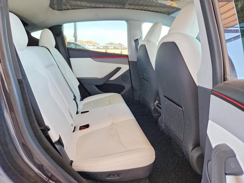 2026 TESLA MODEL Y 10