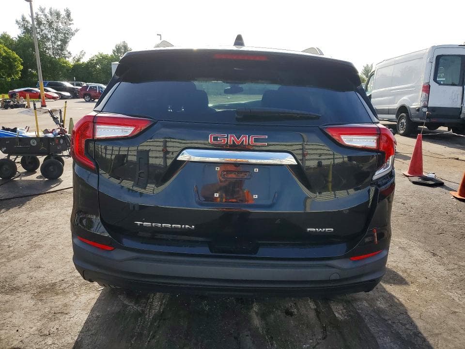 2022 GMC TERRAIN SLE 6