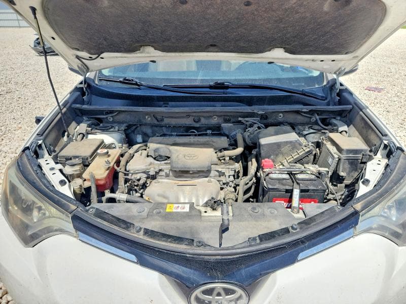 2017 TOYOTA RAV4 XLE 12