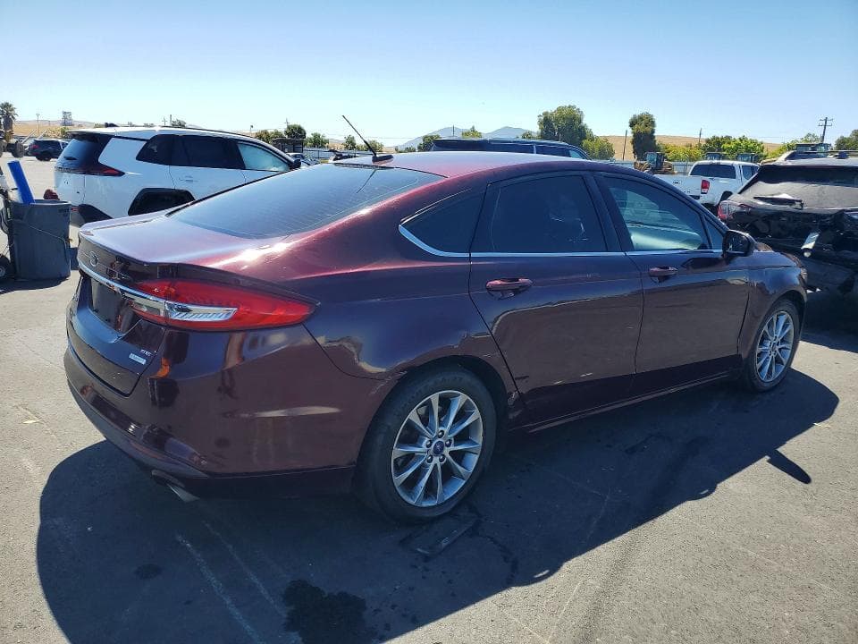 2017 FORD FUSION SE 3