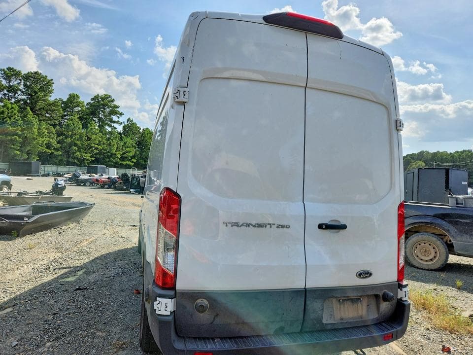 2025 FORD TRANSIT T-250 6