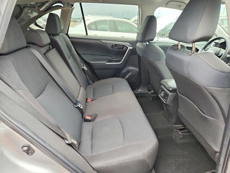 2022 TOYOTA RAV4 LE 11