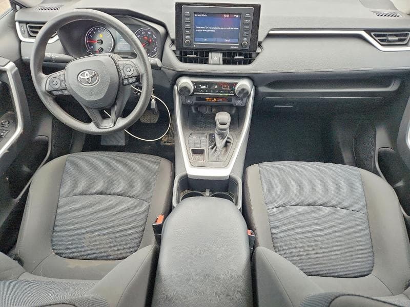 2022 TOYOTA RAV4 LE 8