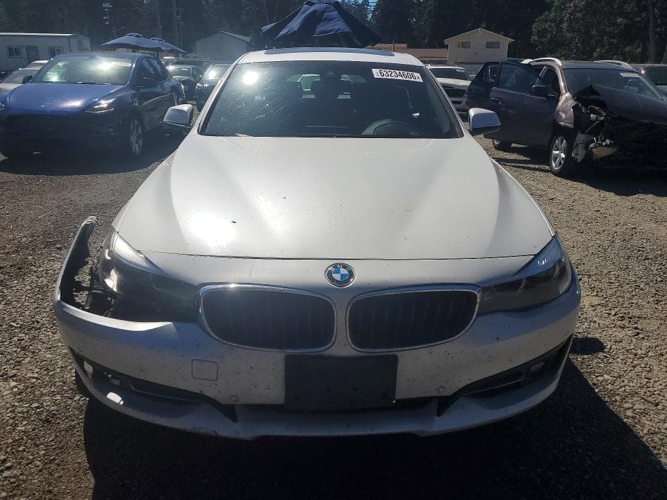 2017 BMW 330 XIGT 5