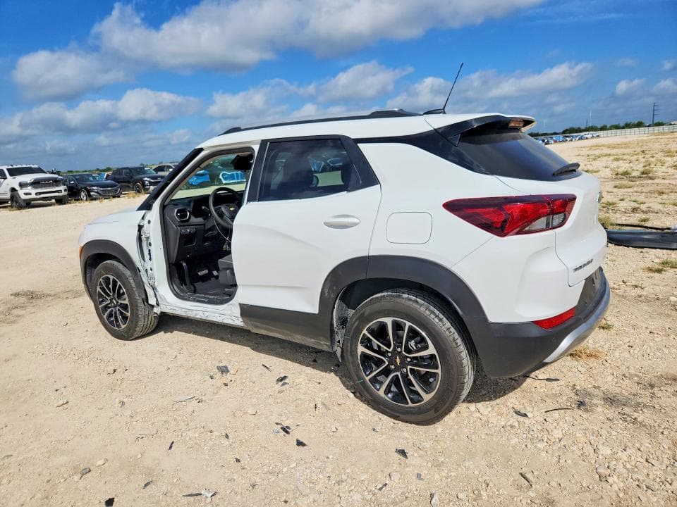2024 CHEVROLET TRAILBLAZER LT 2