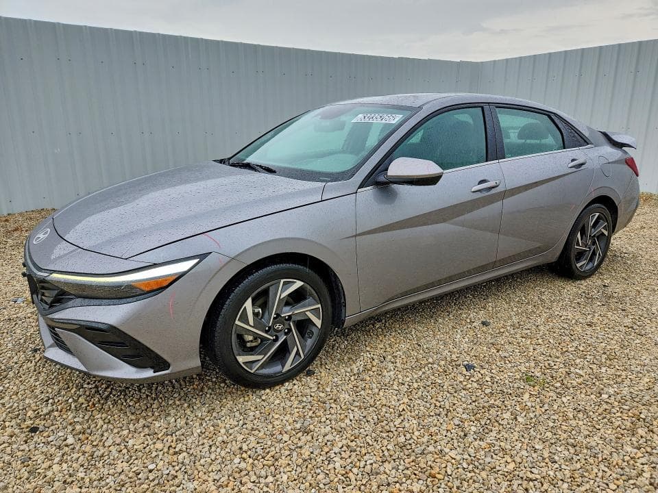 2025 HYUNDAI ELANTRA SEL - 1