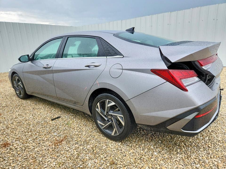 2025 HYUNDAI ELANTRA SEL 2