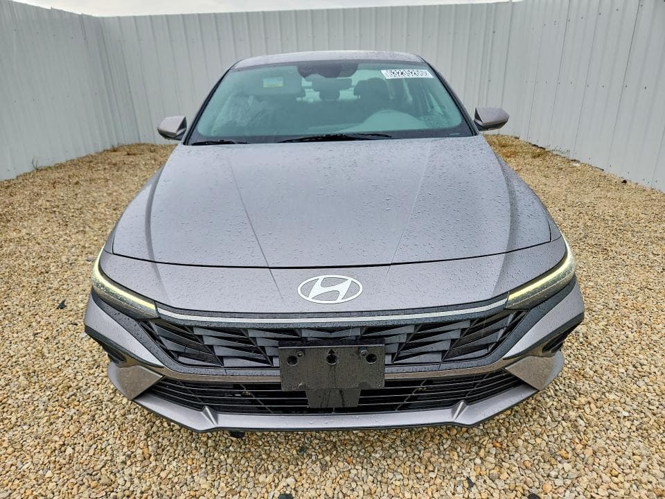 2025 HYUNDAI ELANTRA SEL 5
