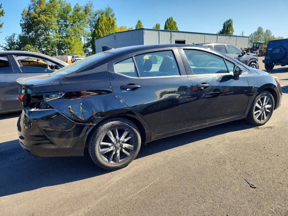 2021 NISSAN VERSA SV 3