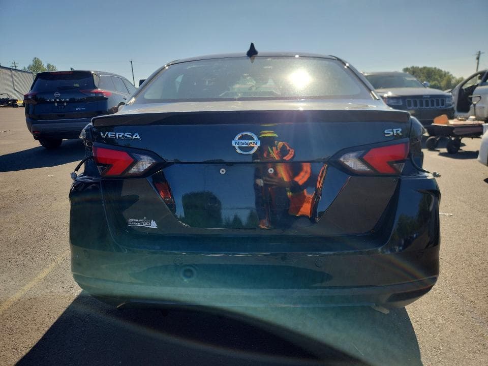 2021 NISSAN VERSA SV 6