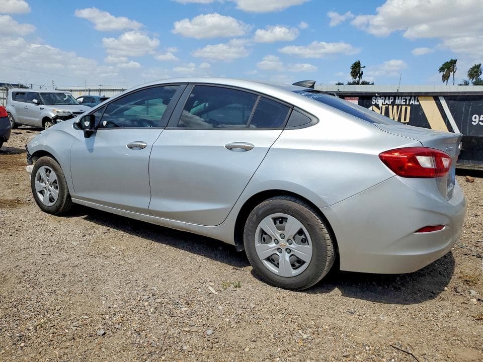 2018 CHEVROLET CRUZE LS 2