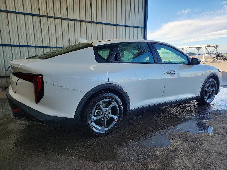 2026 KIA K4 LXS 3