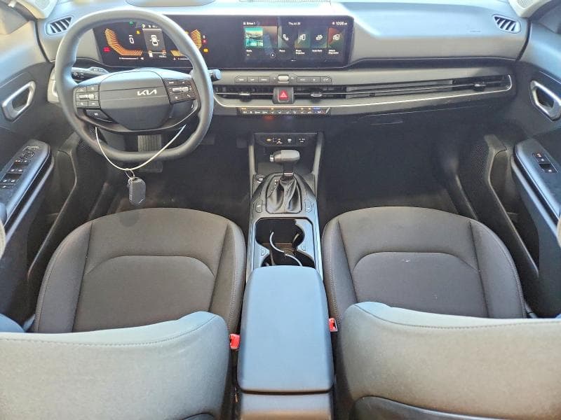 2026 KIA K4 LXS 8