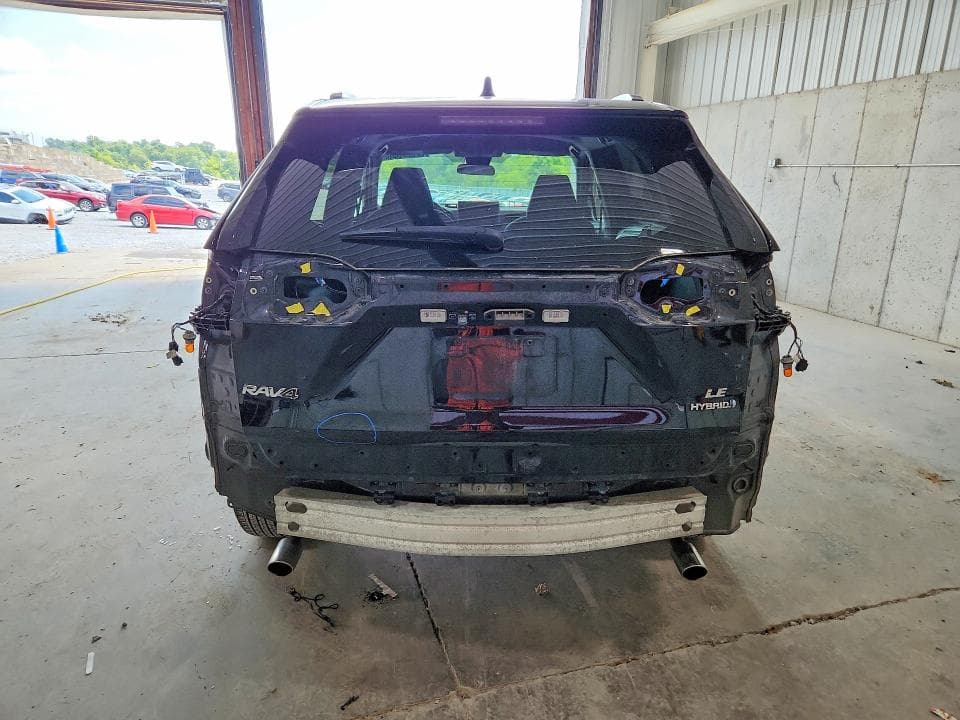 2024 TOYOTA RAV4 LE 6