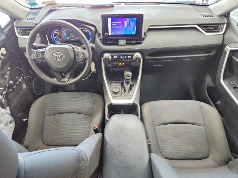 2024 TOYOTA RAV4 LE 8