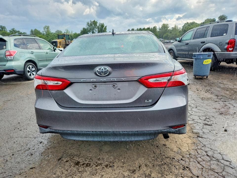 2019 TOYOTA CAMRY LE 6