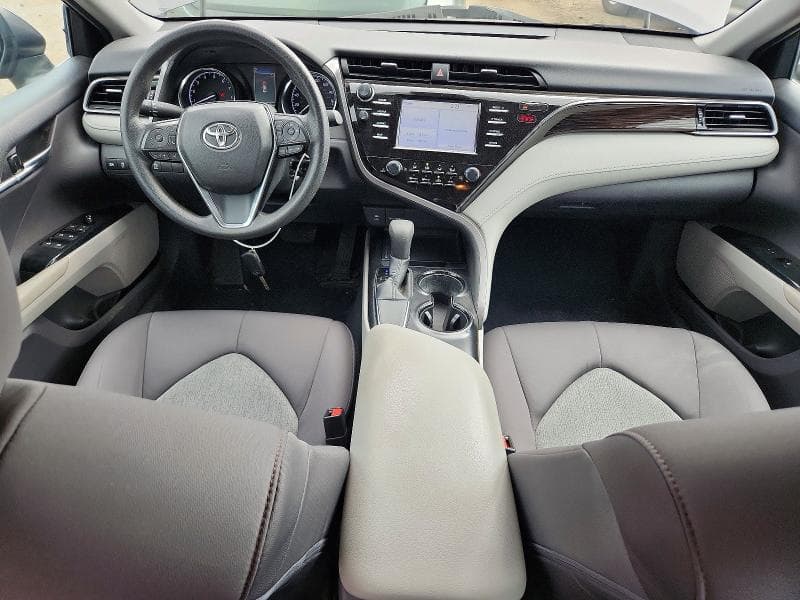 2019 TOYOTA CAMRY LE 8